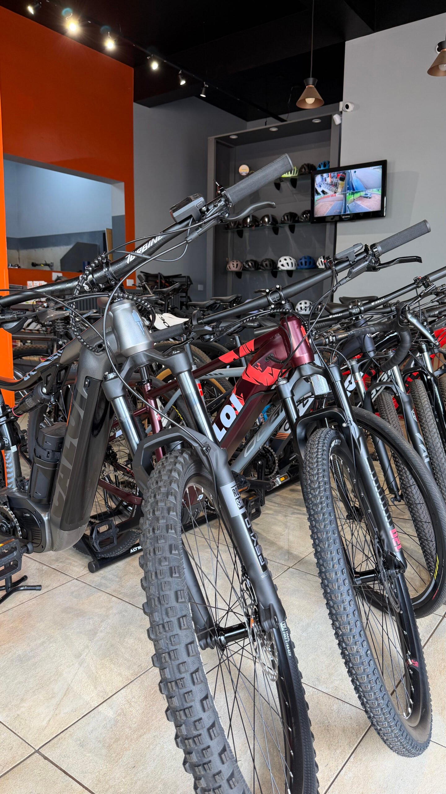 Bicicletas na Spark Bike Shop em Cândido Mota